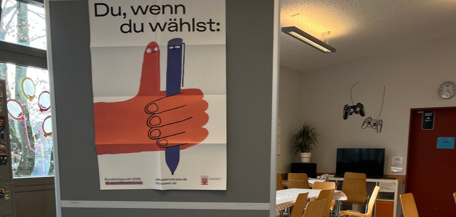 Wahlkabine im Freizeithaus.