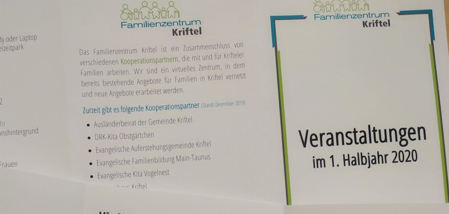 Der Flyer mit dem Programm des Familienzentrums.